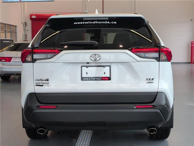 2020 Toyota RAV4 XLE (Stk: C1741A) in Lethbridge - Image 4 of 30