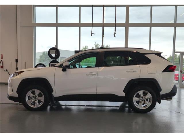2020 Toyota RAV4 XLE (Stk: C1741A) in Lethbridge - Image 6 of 30