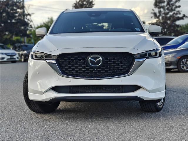 2022 Mazda CX-5 Signature in Ottawa - Image 5 of 29