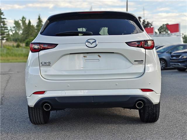 2022 Mazda CX-5 Signature in Ottawa - Image 6 of 29