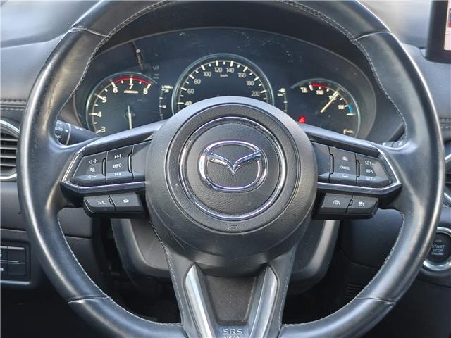 2022 Mazda CX-5 Signature in Ottawa - Image 17 of 29