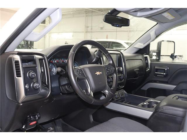 2019 Chevrolet Silverado 2500HD LT (Stk: T3343A) in Watrous - Image 17 of 37