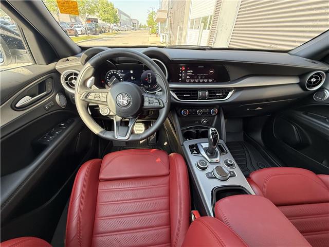 2024 Alfa Romeo Stelvio ti (Stk: U11202A) in London - Image 19 of 33