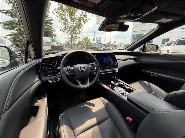 2025 Lexus RX 350 Base (Stk: 260865A) in Calgary - Image 7 of 19