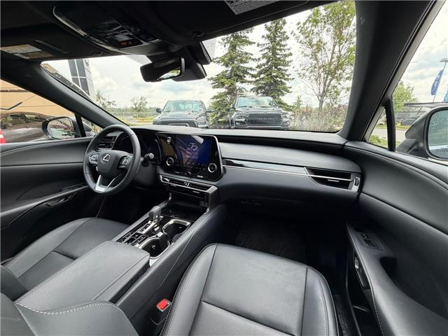 2025 Lexus RX 350 Base (Stk: 260865A) in Calgary - Image 9 of 19
