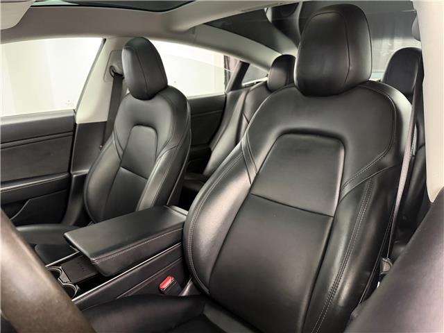 2020 Tesla Model 3 Standard Range Plus (Stk: a9222-1) in Saint-Eustache - Image 23 of 32