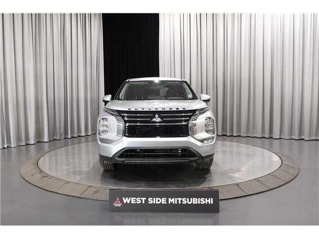 2025 Mitsubishi Outlander ES (Stk: P26621A) in Edmonton - Image 2 of 30