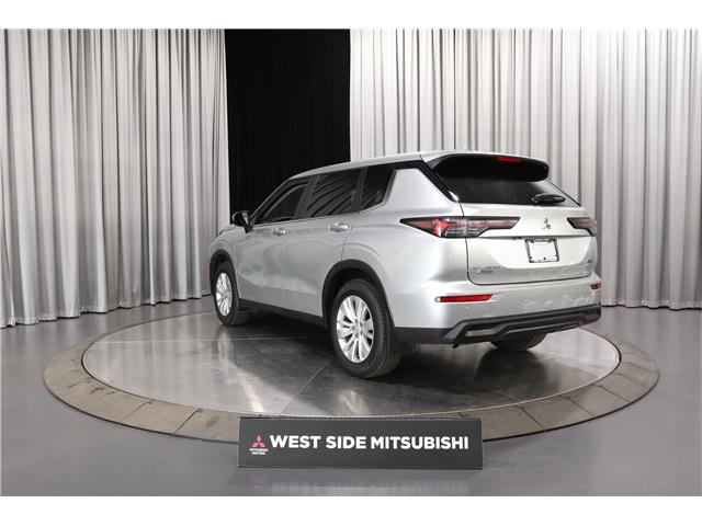 2025 Mitsubishi Outlander ES (Stk: P26621A) in Edmonton - Image 4 of 30