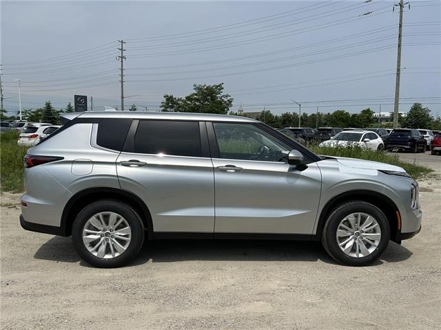 2026 Mitsubishi Outlander ES (Stk: T0338) in Barrie - Image 6 of 19