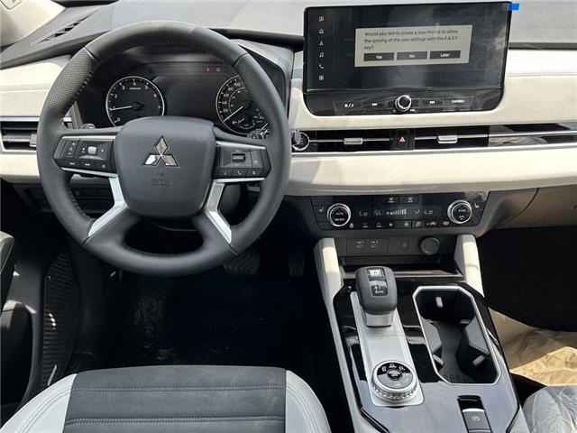 2026 Mitsubishi Outlander LE (Stk: T0339) in Barrie - Image 15 of 20