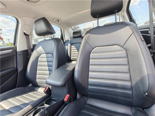 2017 Volkswagen Passat 1.8 TSI Highline in Ottawa - Image 6 of 24 2017 Volkswagen Passat 1.8 TSI Highline in Ottawa - Image 6 of 24