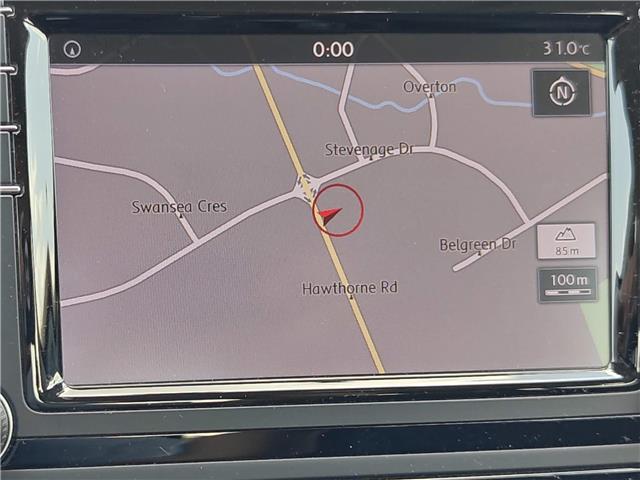 2017 Volkswagen Passat 1.8 TSI Highline in Ottawa - Image 10 of 24 2017 Volkswagen Passat 1.8 TSI Highline in Ottawa - Image 10 of 24