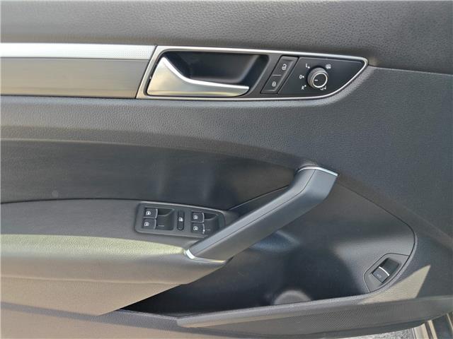 2017 Volkswagen Passat 1.8 TSI Highline in Ottawa - Image 17 of 24 2017 Volkswagen Passat 1.8 TSI Highline in Ottawa - Image 17 of 24