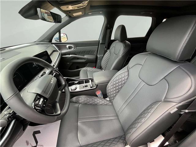 2026 Kia Sorento Plug-In Hybrid SX (Stk: SR26025) in Cold Lake - Image 10 of 15 2026 Kia Sorento Plug-In Hybrid SX (Stk: SR26025) in Cold Lake - Image 10 of 15