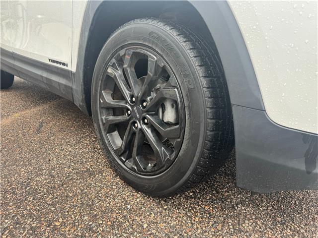 2020 GMC Terrain SLE (Stk: 26-346-1) in Pembroke - Image 11 of 27