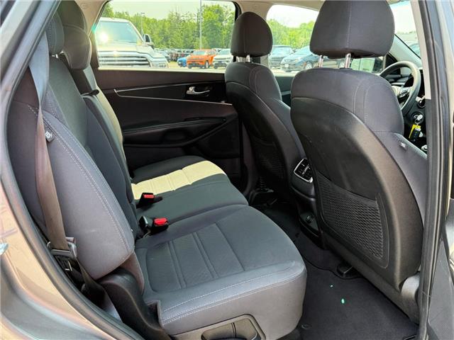 2018 Kia Sorento 2.4L LX (Stk: W9557) in Uxbridge - Image 17 of 19