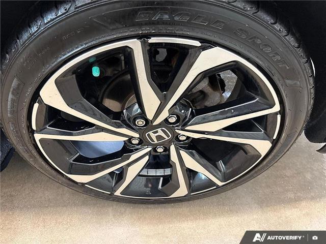 2018 Honda Civic Sport Touring (Stk: 167066) in London - Image 7 of 26