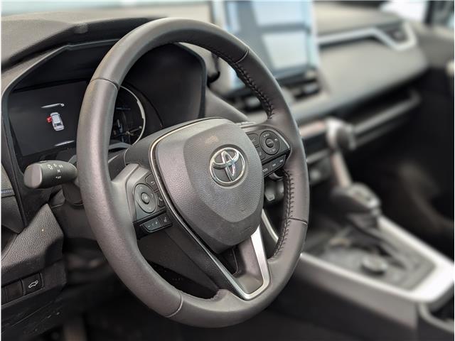 2025 Toyota RAV4 Hybrid SE (Stk: 185062AA) in Oakville - Image 11 of 14