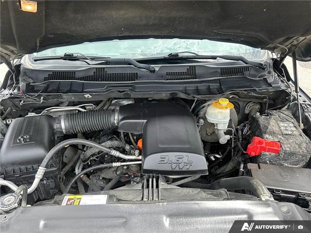 2015 RAM 1500 SLT (Stk: T614AA) in Grimsby - Image 10 of 25