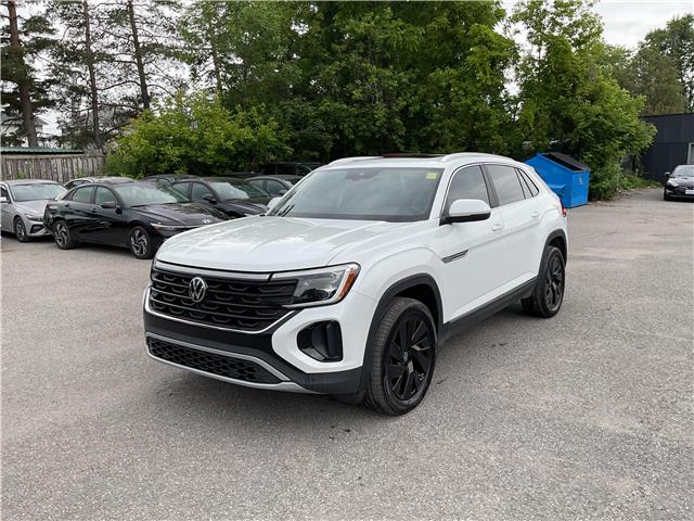 2024 Volkswagen Atlas Cross Sport 2.0 TSI Highline (Stk: 260805) in Ottawa - Image 2 of 34