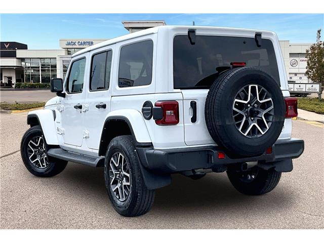 2024 Jeep Wrangler Sahara (Stk: 59822U) in Calgary - Image 12 of 35