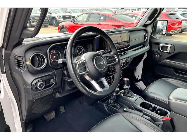 2024 Jeep Wrangler Sahara (Stk: 59822U) in Calgary - Image 13 of 35