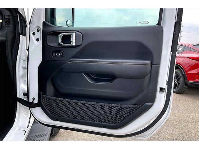 2024 Jeep Wrangler Sahara (Stk: 59822U) in Calgary - Image 19 of 35