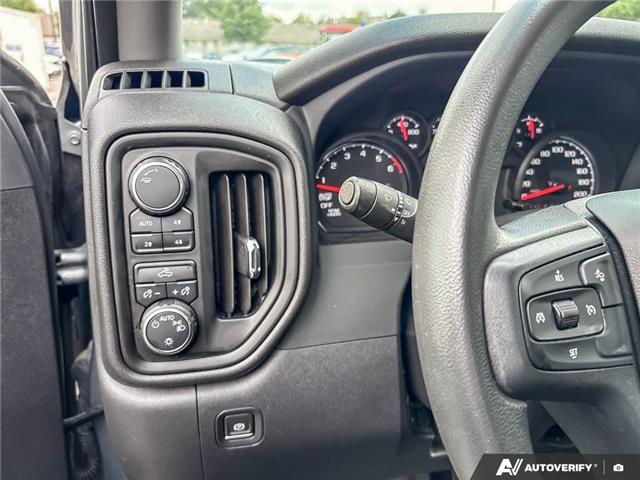 2024 Chevrolet Silverado 1500 Custom Trail Boss (Stk: 167067) in London - Image 17 of 26