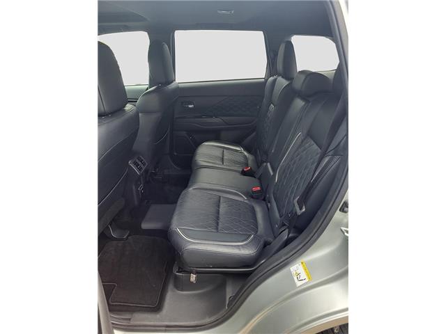 2022 Mitsubishi Outlander Plug-In Hybrid  (Stk: T0149A) in Barrie - Image 26 of 48