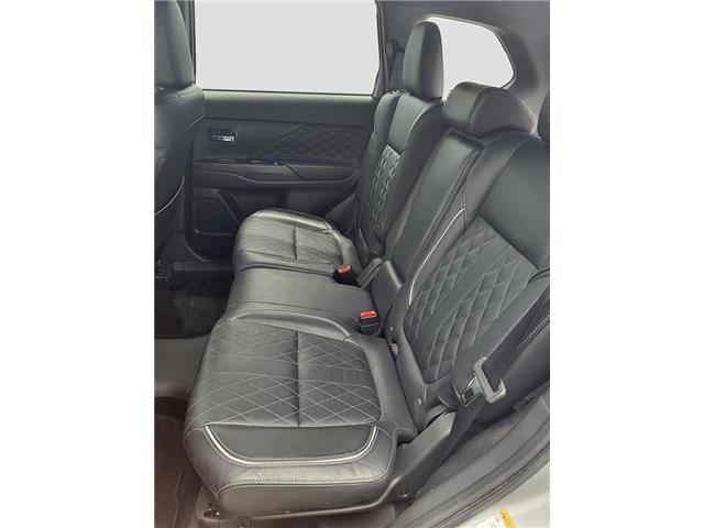 2022 Mitsubishi Outlander Plug-In Hybrid  (Stk: T0149A) in Barrie - Image 27 of 48