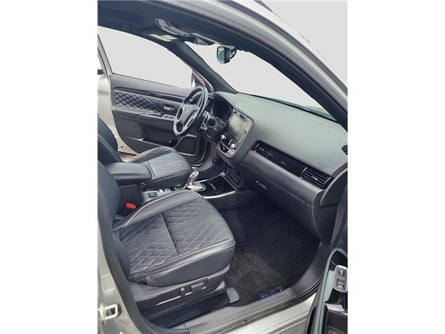 2022 Mitsubishi Outlander Plug-In Hybrid  (Stk: T0149A) in Barrie - Image 31 of 48