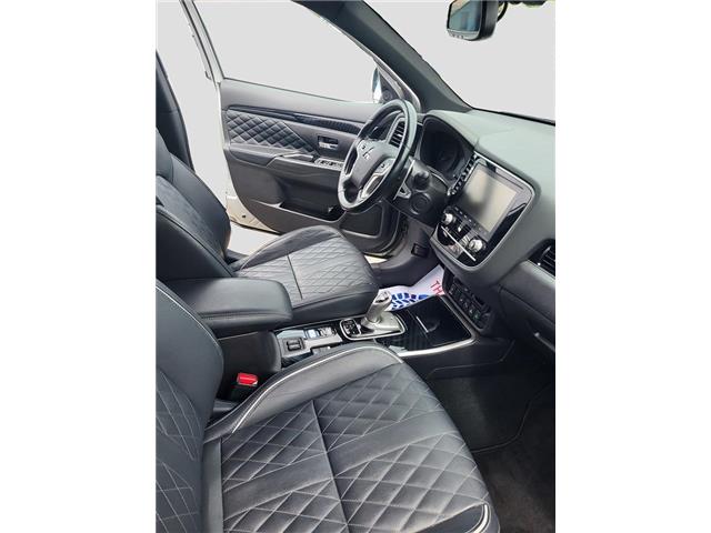 2022 Mitsubishi Outlander Plug-In Hybrid  (Stk: T0149A) in Barrie - Image 32 of 48