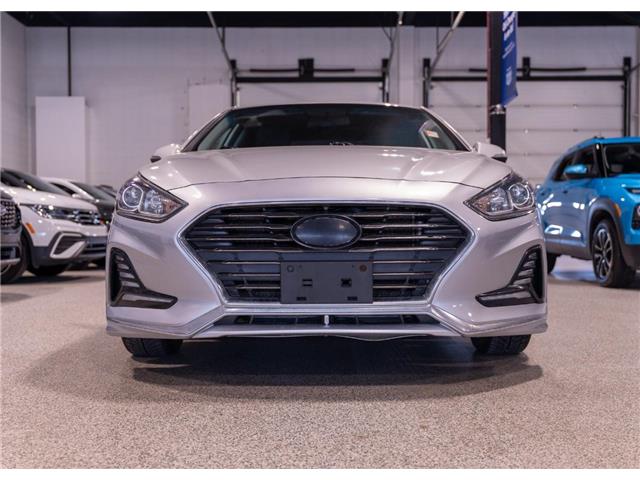 2018 Hyundai Sonata GL (Stk: R69436) in Calgary - Image 2 of 25 2018 Hyundai Sonata GL (Stk: R69436) in Calgary - Image 2 of 25