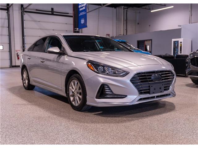 2018 Hyundai Sonata GL (Stk: R69436) in Calgary - Image 3 of 25 2018 Hyundai Sonata GL (Stk: R69436) in Calgary - Image 3 of 25