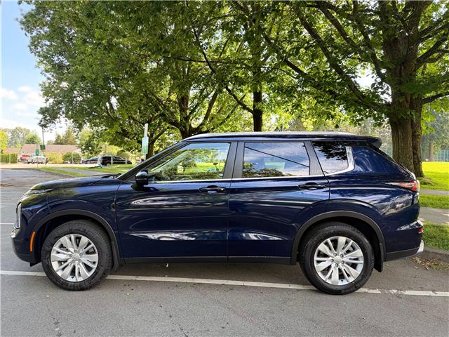 2026 Mitsubishi Outlander SE (Stk: 605950A) in North Vancouver - Image 2 of 16
