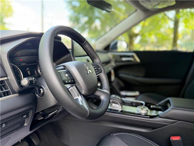 2026 Mitsubishi Outlander SE (Stk: 605950A) in North Vancouver - Image 15 of 16