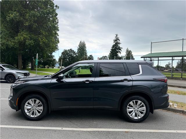 2026 Mitsubishi Outlander ES (Stk: 621270) in North Vancouver - Image 3 of 16