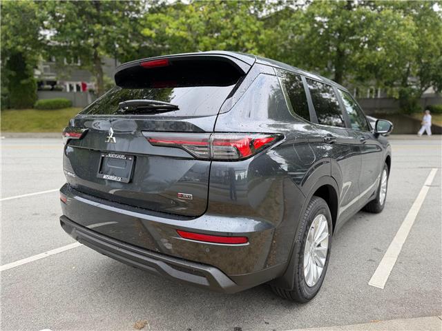 2026 Mitsubishi Outlander ES (Stk: 621270) in North Vancouver - Image 4 of 16