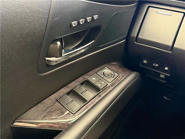 2015 Lexus RX 450h Sportdesign (Stk: 261026A) in Calgary - Image 11 of 19