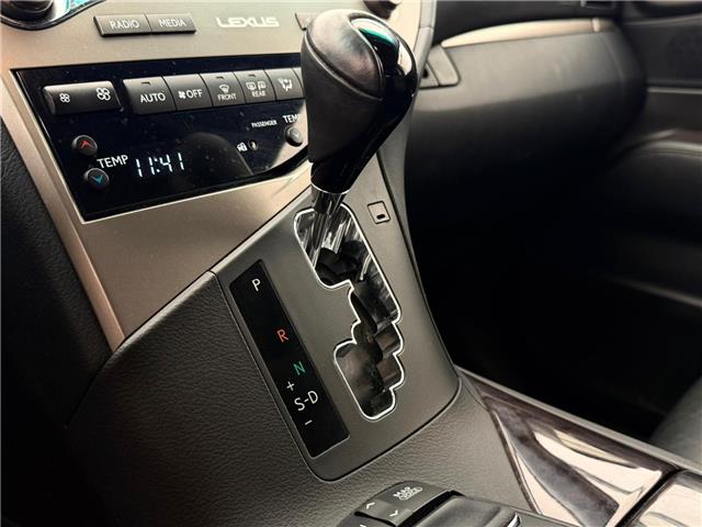 2015 Lexus RX 450h Sportdesign (Stk: 261026A) in Calgary - Image 16 of 19
