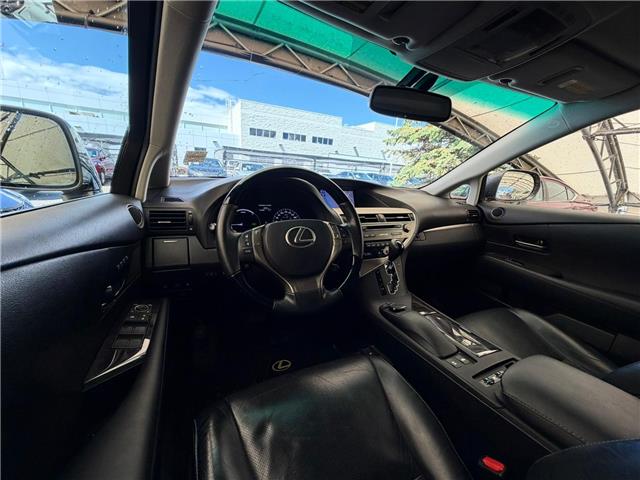 2015 Lexus RX 450h Sportdesign (Stk: 261026A) in Calgary - Image 7 of 19