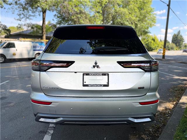 2026 Mitsubishi Outlander SE (Stk: 617222) in North Vancouver - Image 8 of 18