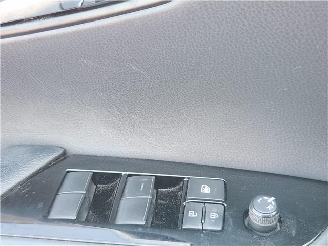 2021 Toyota Prius Prime Base in Ottawa - Image 5 of 10