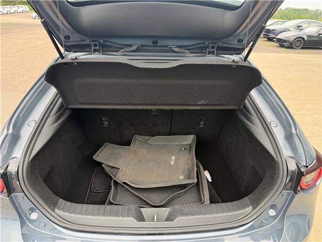 2019 Mazda Mazda3 Sport GT (Stk: 24905) in Pembroke - Image 15 of 29 2019 Mazda Mazda3 Sport GT (Stk: 24905) in Pembroke - Image 15 of 29