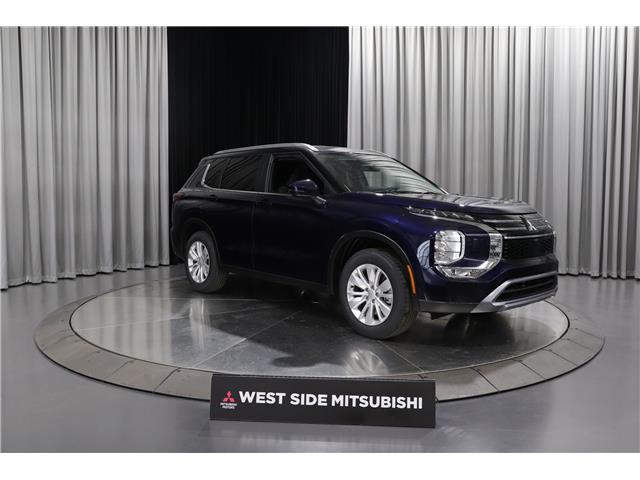 2026 Mitsubishi Outlander SE (Stk: T26870) in Edmonton - Image 1 of 32