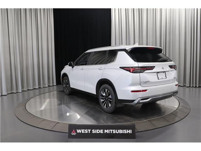 2026 Mitsubishi Outlander LE (Stk: T26863) in Edmonton - Image 4 of 32
