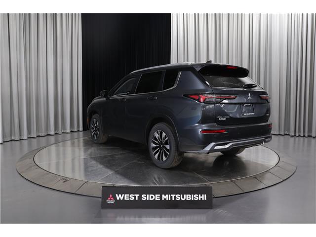 2026 Mitsubishi Outlander LE (Stk: T26853) in Edmonton - Image 4 of 32 2026 Mitsubishi Outlander LE (Stk: T26853) in Edmonton - Image 4 of 32