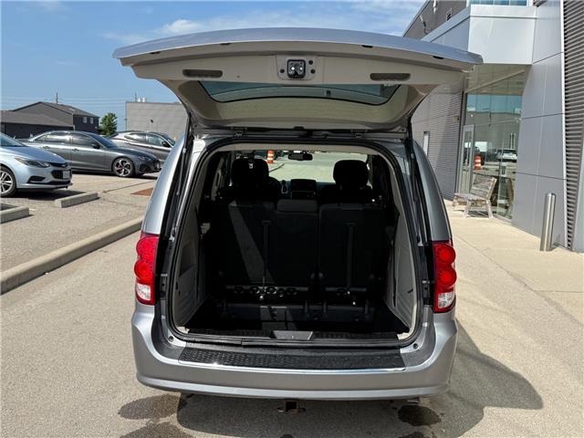 2017 Dodge Grand Caravan CVP/SXT (Stk: U11245) in London - Image 6 of 23 2017 Dodge Grand Caravan CVP/SXT (Stk: U11245) in London - Image 6 of 23
