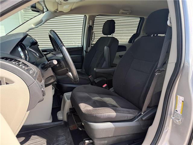 2017 Dodge Grand Caravan CVP/SXT (Stk: U11245) in London - Image 9 of 23 2017 Dodge Grand Caravan CVP/SXT (Stk: U11245) in London - Image 9 of 23