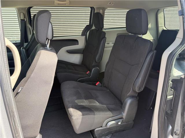 2017 Dodge Grand Caravan CVP/SXT (Stk: U11245) in London - Image 12 of 23 2017 Dodge Grand Caravan CVP/SXT (Stk: U11245) in London - Image 12 of 23